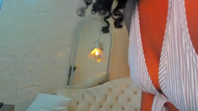 Horny_Curls' Live XXX Chat