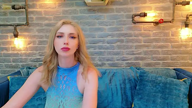 LisaCaprice Chat XXX in diretta