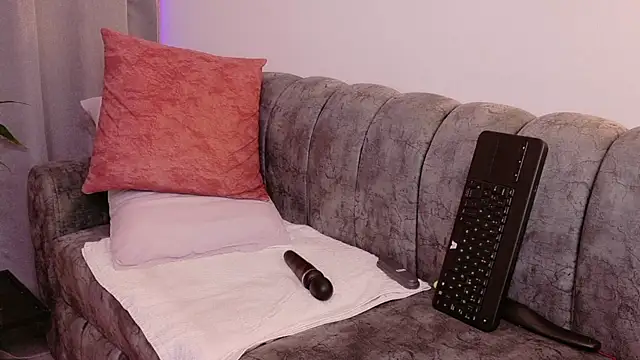samiradoll élő XXX-chatje