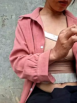 ngocngoc_cute élő XXX-chatje