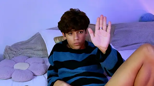 Czat XXX na żywo – Samy_Twink