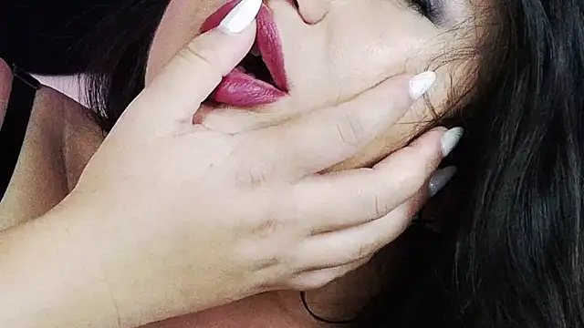 Živý XXX chat EssenaMonroe