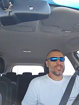 DaddyMarlboro's Live XXX Chat