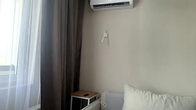 AlberthaBuddn Live XXX chat
