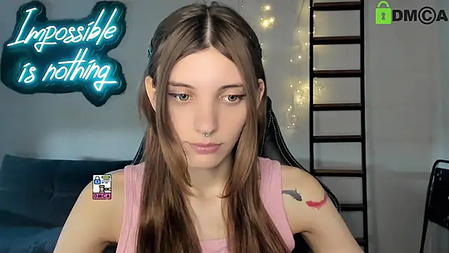 CherryBloom777 élő XXX-chatje