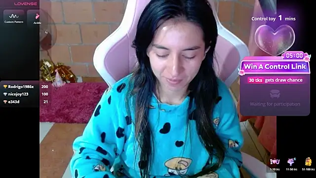 Maggie_Fox3 élő XXX-chatje