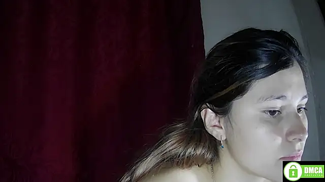 StarElii Adlı Modelin Canlı XXX Sohbeti