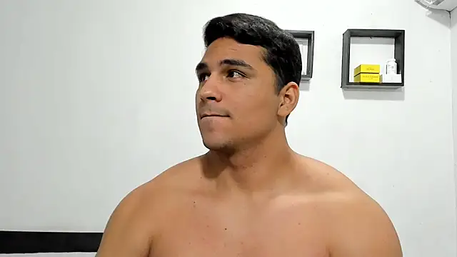 Chatroom XXX en direct de Thiago_bel