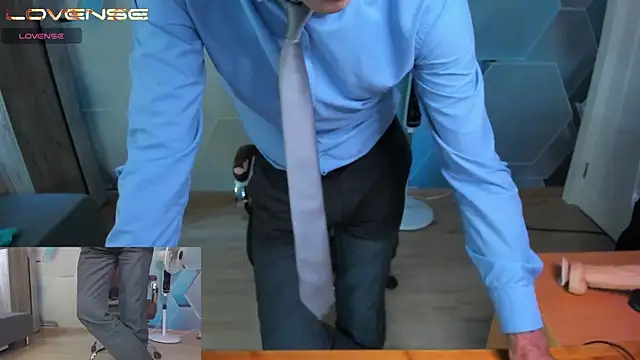 SteveTiger's Live XXX Chat