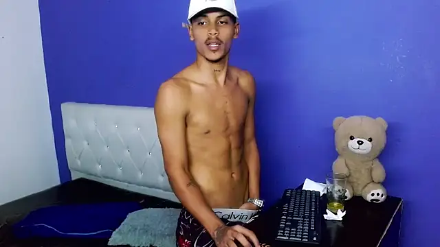 Angel_foxc13 现场XXX聊天