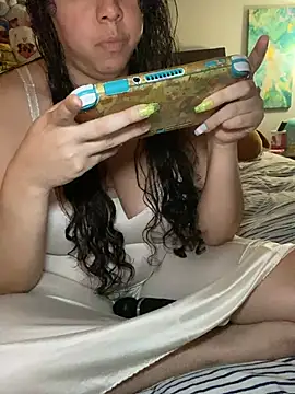XXX chat uživo modela w3tkittty