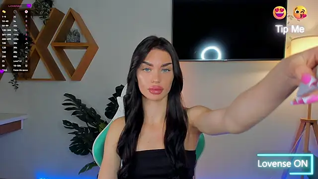 Cherry___Kiss élő XXX-chatje
