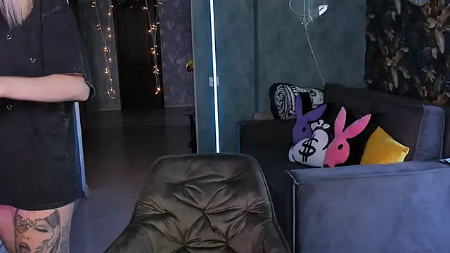 Blckmirrorr's Live XXX Chat