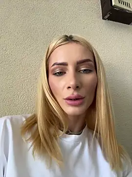 AngieShae's Live XXX Chat