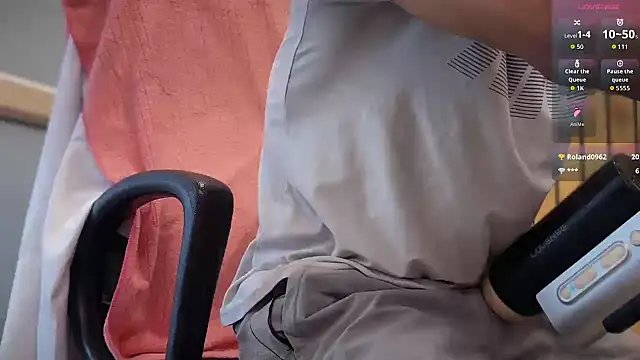 XXX chat uživo modela DevilsFavoriteBoy
