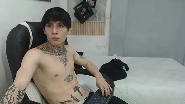 Cry_thereal Chat XXX live