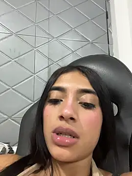 KattyLilli's Live XXX Chat