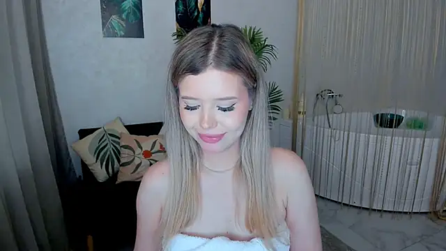 FollowLoveen Live XXX chat