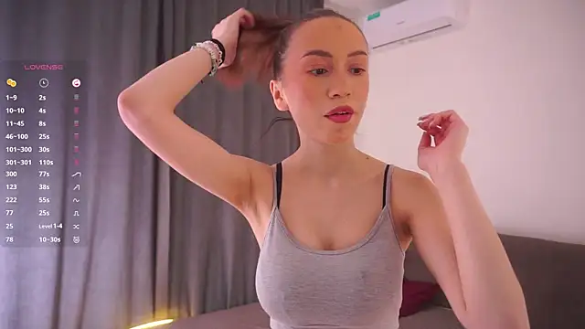 Živý XXX chat EarleenMaffei