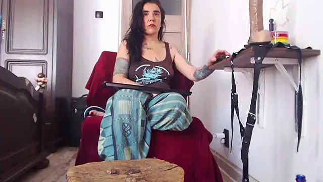 Онлайн чат XXX Goddess_Inanna