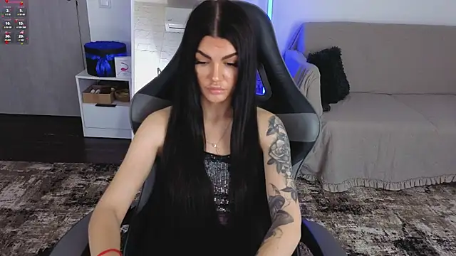 AnacondaOnn's Live XXX Chat