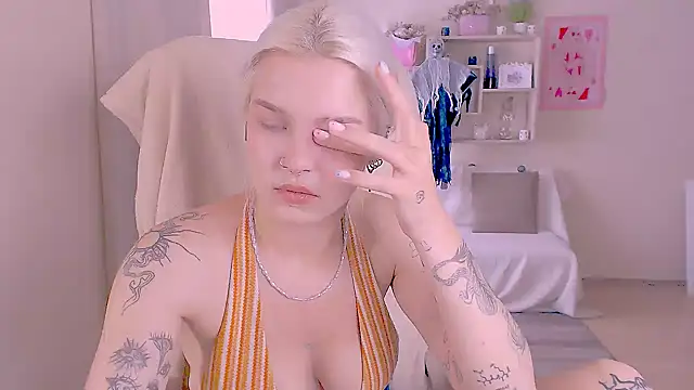 Živý XXX chat Hot_Blonda
