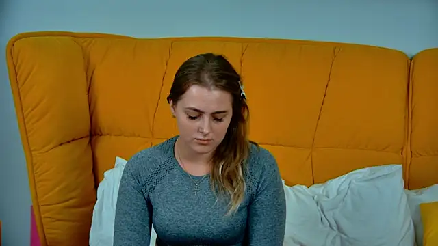 EllaBells Live XXX-Chat