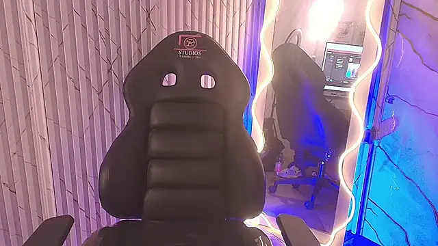 XXX chat uživo modela Spark_tay