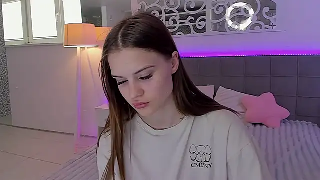 Webkamerová show LuisaClover