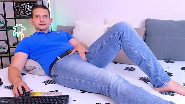 Jimmy_Doss Adlı Modelin Canlı XXX Sohbeti