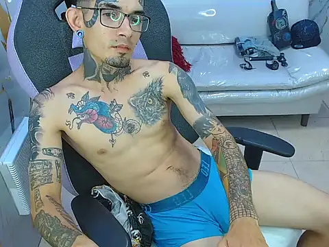 Boy_tatto77 Webcamshow