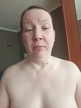 GoddessLara live XXX chat