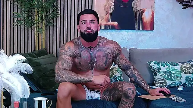 masterkingofmusclee Adlı Modelin Canlı XXX Sohbeti