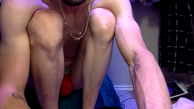 Mrkarizma webkamerás műsora