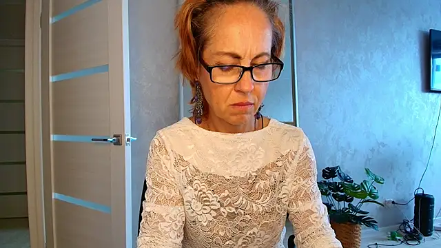 Živý XXX chat LioraWeiss