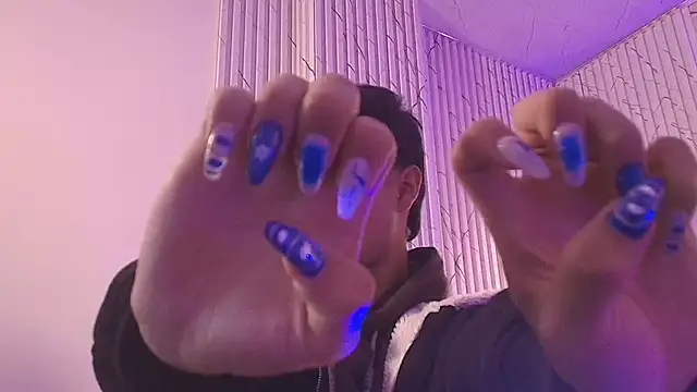 Spark_tay's Live XXX Chat