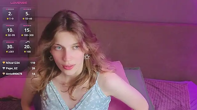 צ'אט XXX בשידור חי של Emily_Cartex