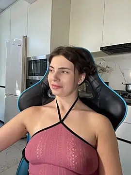 Chat XXX Live CurlyLara