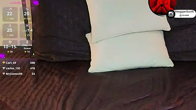 megganswift_'s Live XXX Chat