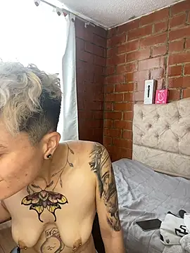 Megan-c's Live XXX Chat