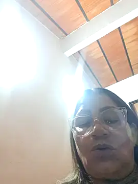 دردشة Vickyfox_ الجنسية المباشرة