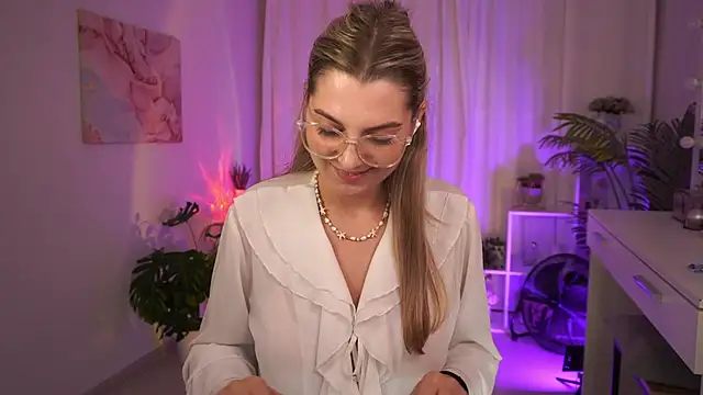 Živý XXX chat LucreciaStorm