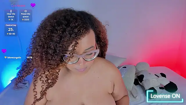 Milee_baby01 XXX чат на живо