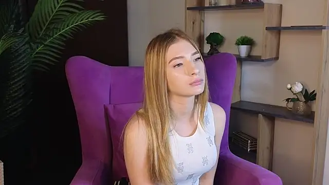แชท XXX สดของ TashiaFink