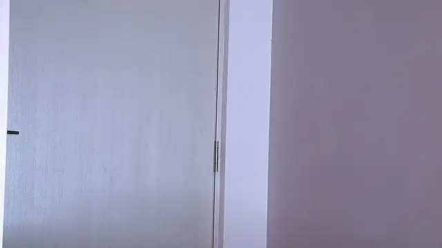 YasminaMoon Adlı Modelin Canlı XXX Sohbeti