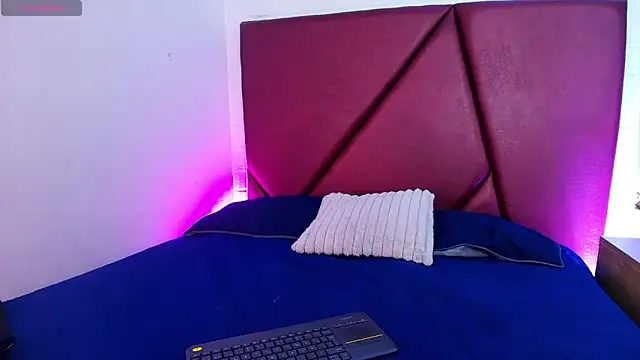 Lexi_Howard_ 现场XXX聊天