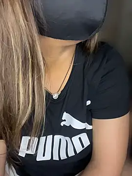 SassyMahimaQueen Chat XXX in diretta