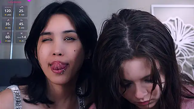 ReynaGrinvalsky's Live XXX Chat