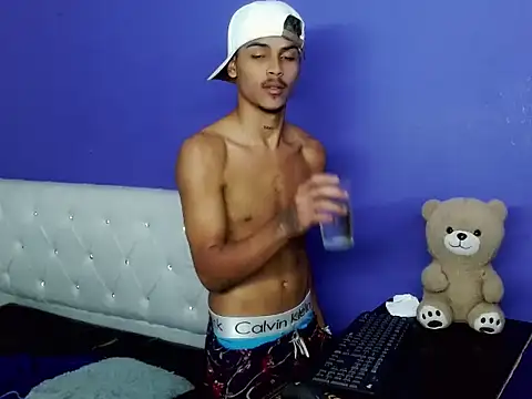 Chat XXX ao vivo de Angel_foxc13