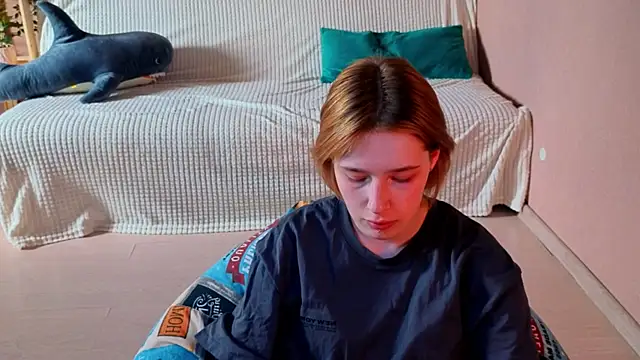 two_gerls_here XXX чат на живо
